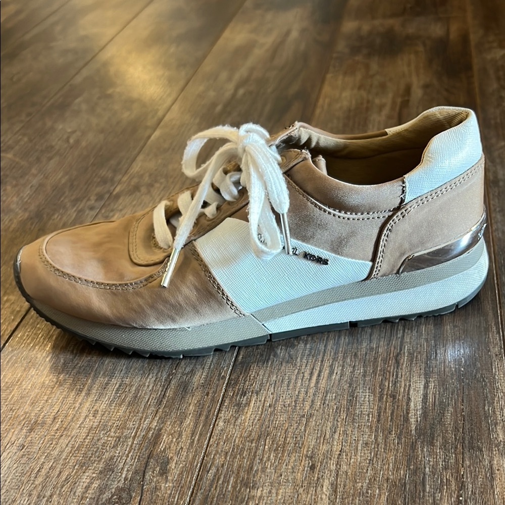 Michael Kors White and Brown Casual Sneakers - Picture 8 of 10